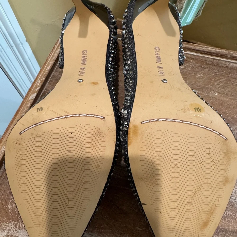 Elegant Black Studded Women's Heels - Picture 6 of 6